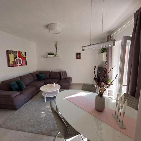 Apartman Nora Jelsa  Extérieur photo