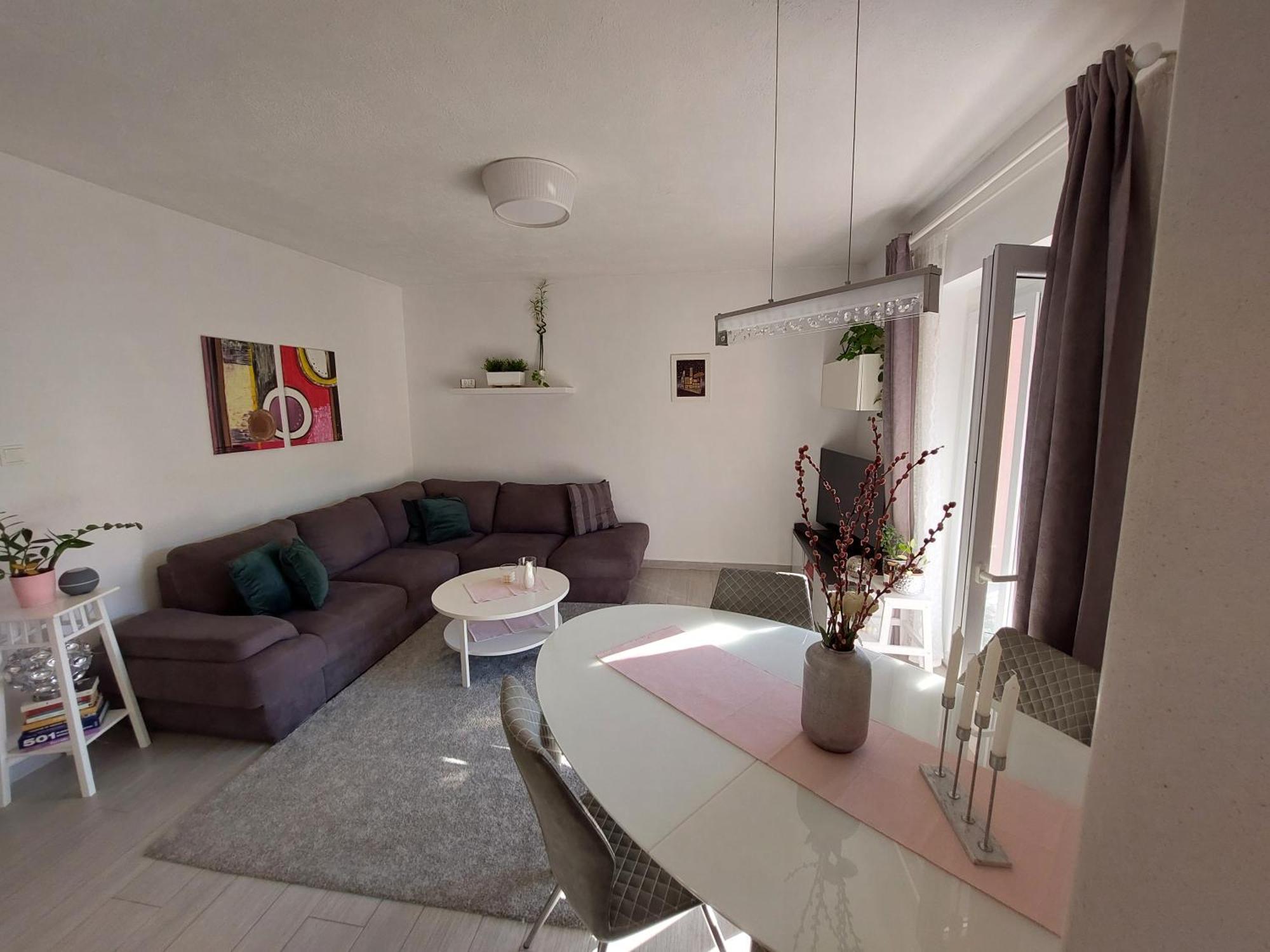 Apartman Nora Jelsa  Extérieur photo
